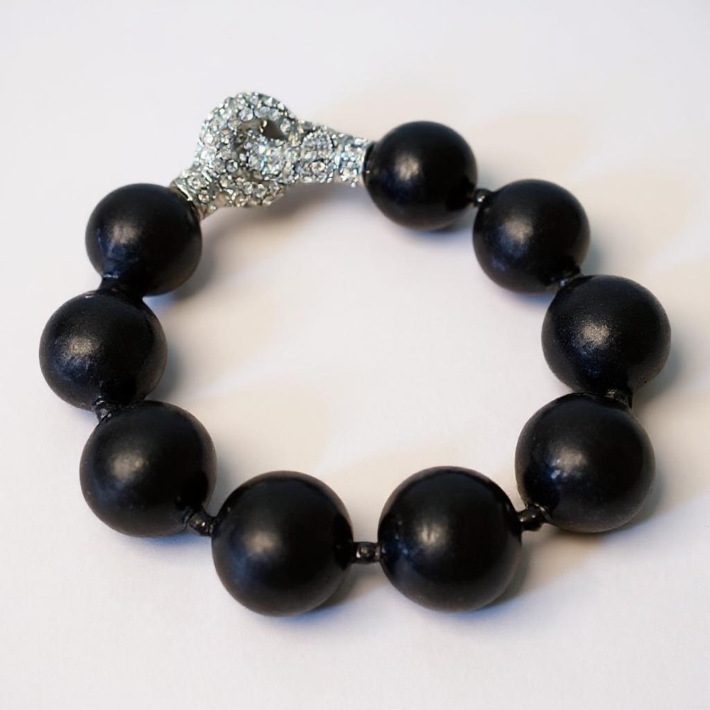 Statement Black Beaded stretch Bracelet with Sparkling Rhinestone accent